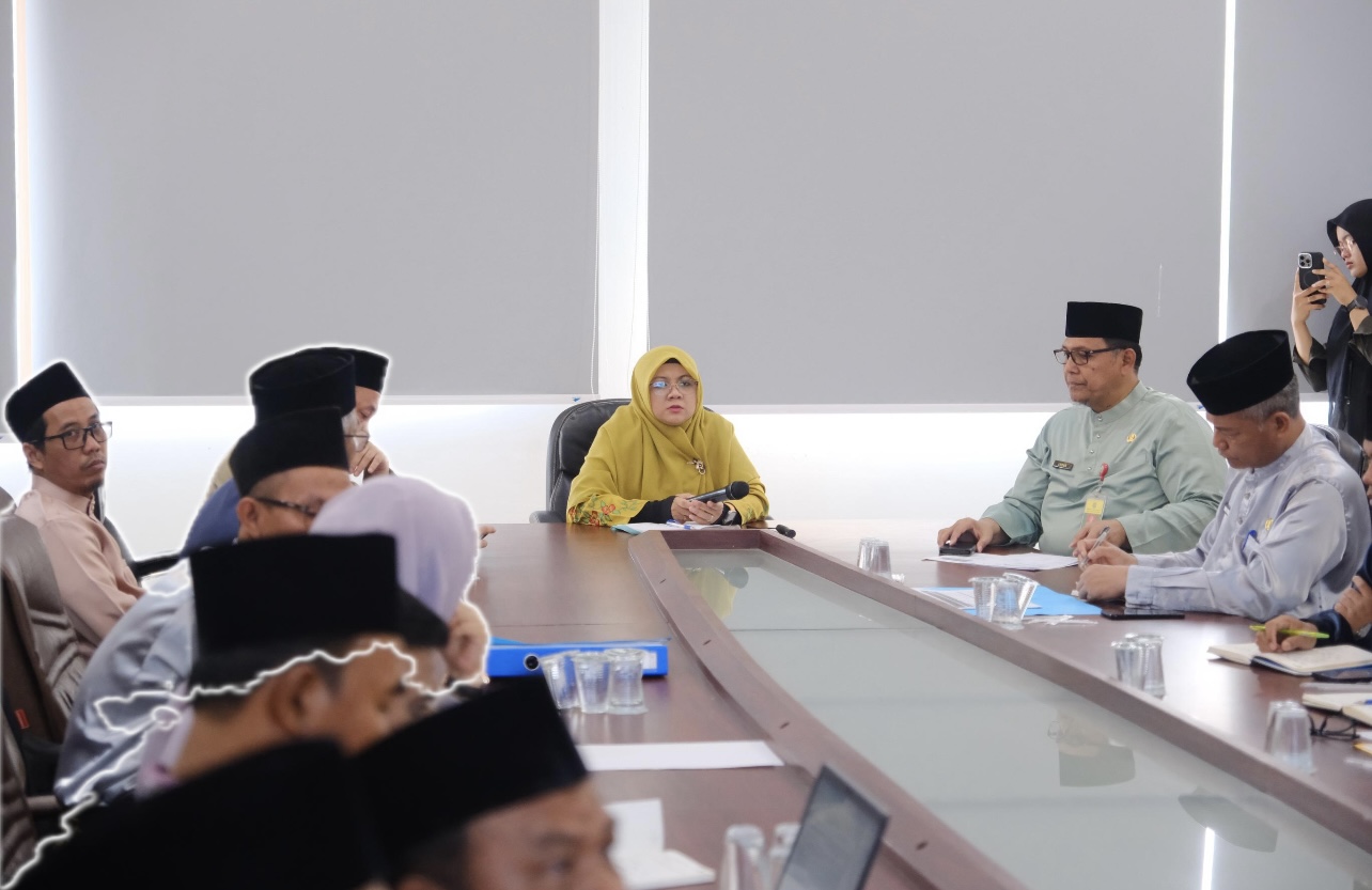 Rapat Bersama BKD, Bupati Afni Dorong Optimalisasi Peningkatan PAD